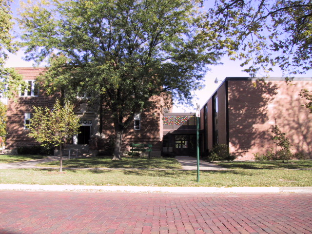 This is where I went to elementary school. This is where I went to elementary school.