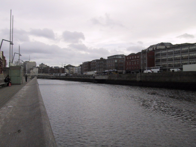 again.  why didn't they scrap the pole and construct a matching boardwalk on the southside?