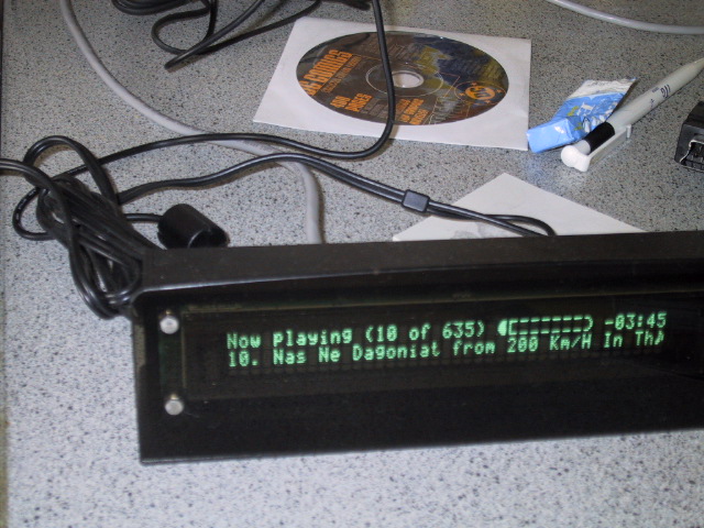 The front of the slimp3 player playing away.
